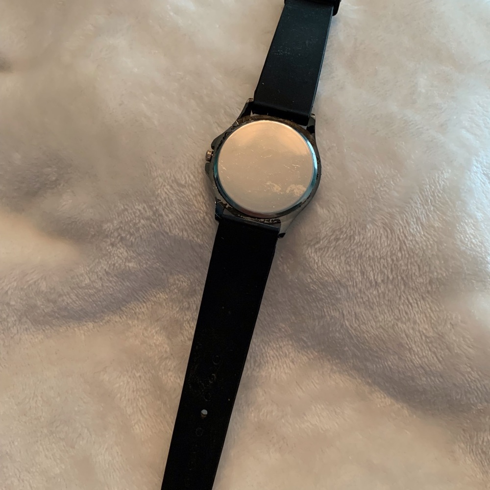 Beautiful watch - Picture 3 of 3